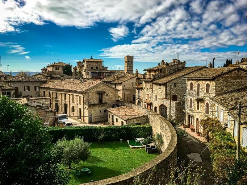 Monolocale L'Anfiteatro Romano Asís Exterior foto