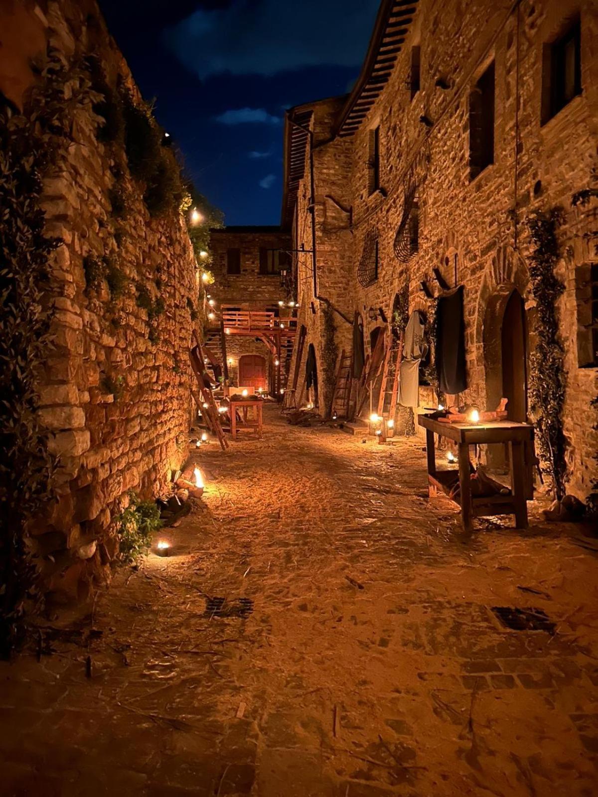 Monolocale L'Anfiteatro Romano Asís Exterior foto